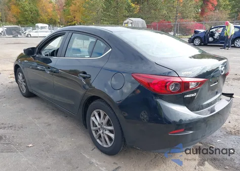 2018 Mazda Mazda3 Sport из США, поврежденный, VIN 3MZBN1U72JM185798